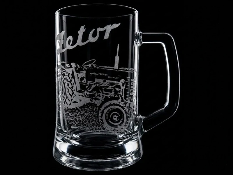 Sklenice na pivo s uchem / ZETOR 3011